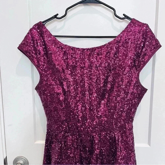 Berry Wine Red Prom HOCO Sequin Sparkly Short Dress Size 13/14 Deep V Backless - Picture 2 of 7